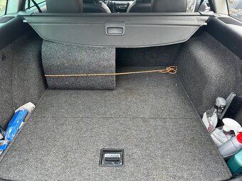 Škoda Octavia 1 kombi 1.6MPi 75kw na ND nebo opravu - 15