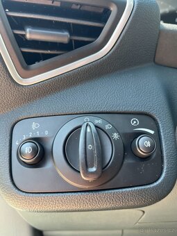 Ford C-MAX 1.6i 110KW, Tažné, Panorama - 15