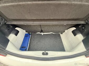 ŠKODA CITIGOU 1.0MPI 44KW 5 DVEŘOVÝ MODEL ČR SERVISKA ALU - 15