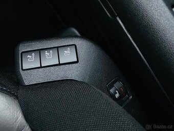 Citroën Grand C4 Picasso 2.0HDi AUTOMAT LED KAMERY TAŽNÉ - 15