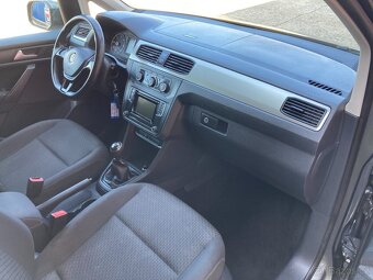 VOLKSWAGEN CADDY MAXI 2,0TDi 7míst ŠPIČKOVÝ STAV - 15