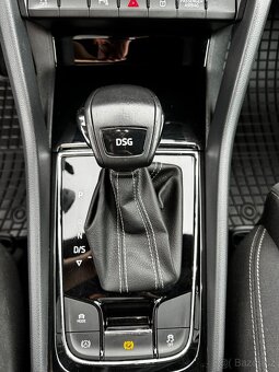 Škoda Karoq Sportline 1.5 TSI DSG - 15
