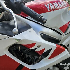 YAMAHA R6 - 15