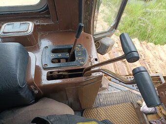 Caterpillar D4H LGP - 15