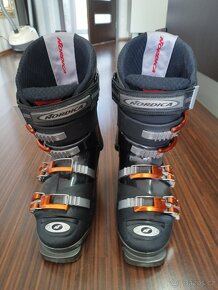 Prodám zánovní lyže ATOMIC + vázání ATOMIC + boty NORDICA - 15