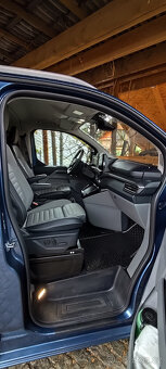 FORD TOURNEO CUSTOM  AWD TITANIUM X  V710 - 15