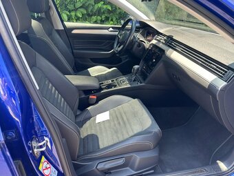 VW PASSAT R-LINE 2.0 TDi EVO MATRIX VIRTUAL PANORAMA TAŽNÉ - 15