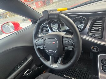 Dodge Challenger SXT 3.6L 24 V kupé Originál 3180 km - 15