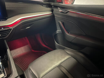 Škoda Octavia 2.0TDi 110kW DSG Style Plus, Red Velvet - 15