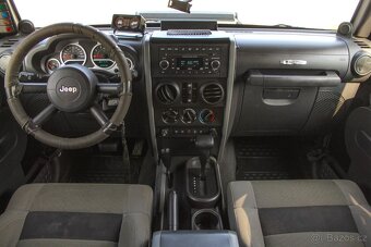 Jeep Wrangler 2.8 CRD Rubicon A/T - 15