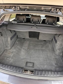 BMW e91 najeto 195xxx  330xd - 15