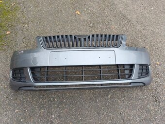 Skoda Fabia 2 facelift - přední nárazník - 15