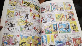 Clever Smart, Kockás časopisy atd. - 15