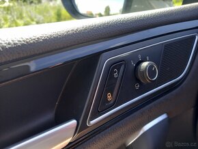 VW-GOLF SPORTSVAN 2,0TDI-150PS-BIXENON-HIGHLINE-NAVI-2015 - 15