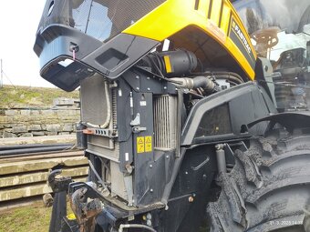 JCB Fastrac 8330 - 15