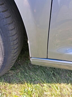 Prodám Volkswagen Touran 1.9 TDi 77kw - 15