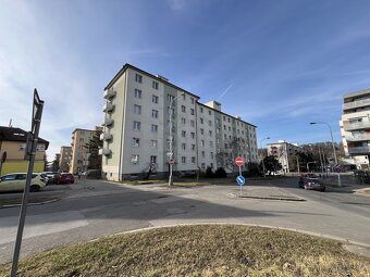 Prodej bytu 2+1 (55 m2) s balkónem - Praha - Hloubětín - 15