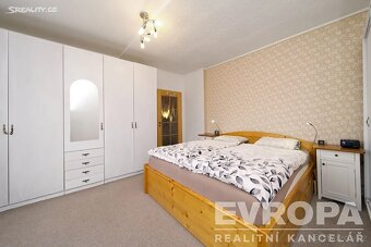 Prodej rodinného domu 198 m², pozemek 278 m² - 15