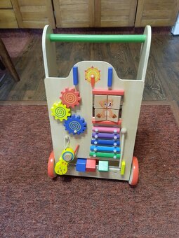 Chodítka, odrážedla, ohrádka, postýlka, botičky vel. 22, - 15