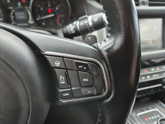 Prodám Jaguar XF 2.0 20D - 15