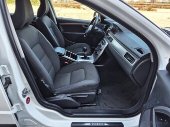 VOLVO XC70 2.4D AWD MANUÁL 1 MAJITEL ALU 19 PERF.STAV - 15