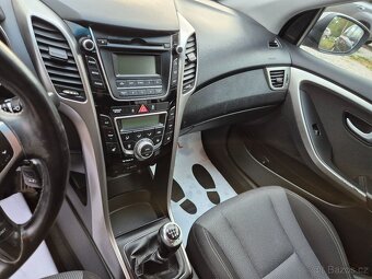 Hyundai i30 cw - 15