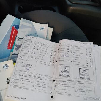 Volkswagen Passat, 1.9TDI,KRÁSNÝ,240TKM,1MAJ52LET - 15
