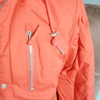 Nádherná zimní bunda s kapucí vel.40-42 - 15