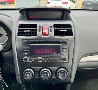 Subaru Impreza 1.6i 84 kW 4x4 Servis,Stav,Tažné - 15