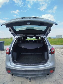Mazda CX-5 Attraction 2,0 118 kW AWD-Top stav - 15