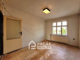 Prodej rodinného domu ve Slavoníně, ul. Arbesova - 15