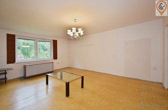 Prodej prostorného bytu 3+1, 93 m², s potenciálem dalšího ro - 15