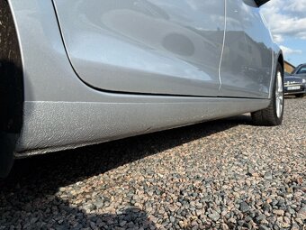 VW Golf VI 1.2TSI 77kw combi / BOHATÁ VÝBAVA / NOVA STK - 15