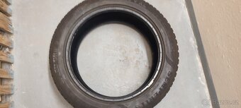 Prodám 4Ks Zimních Pneumatik 215/55 R18 - 15