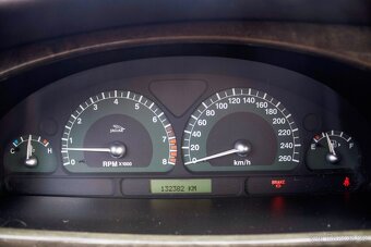 Jaguar S-Type 4.2 V8 Executive - 15