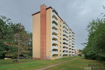 Prodej 3+1, 74,5 m², Znojmo – prostorný, s balkonem a sklepe - 15