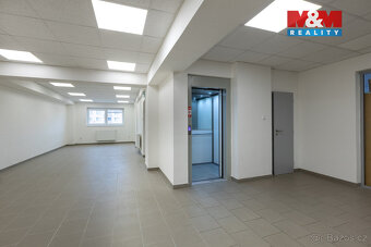 Pronájem kancelářského prostoru, 166 m², Louny, ul. Březinov - 15