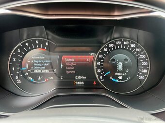 Ford Mondeo 2,0 EcoBlue/ VÝHŘEV / NAVI / AT8 /2021 - 15