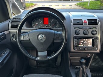 Volkswagen Touran 1.4 TSI 103 kW Highline Navi ParkAssist - 15