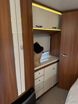 prodám karavan Hobby WFU 660 PREMIUM - 15