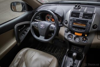 Toyota RAV4 2.2l D-CAT 150 X A/T - 15