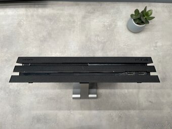 PS4 Pro v krásném stavu 1TB+1TB a hry (PlayStation 4) - 15