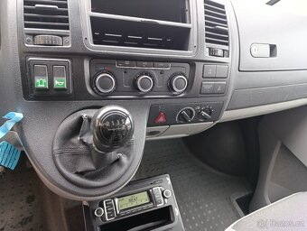 Volkswagen Transporter T5 8 míst 103kw - 15