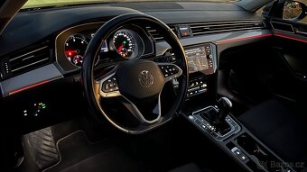 Passat 2.0tdi m.2021 Full LED Kamera Adapt.Tempomat El.kufr - 15