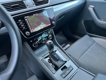 ŠKODA SUPERB 2.0 TDI 110 KW DSG MATRIX COCKPIT tažné 2022 - 15