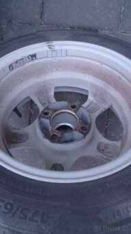 Enzo ALU kola 14 s pneu BRAVURIS 5HM 175/65 - 15