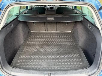 Volkswagen Golf 1,4 TSi Serviska, ParkPilot, ALU - 15