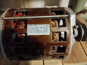 Různé elektromotory 2. - 15