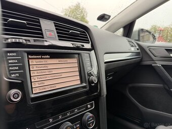 VW Golf VII 1.6TDi 81kw combi/variant NAVI / TAŽNÉ / 1.MAJIT - 15