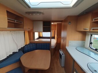 KNAUS 550FSK pro 6. Pevné palandy. R 2007. Stan. 100km/h - 15